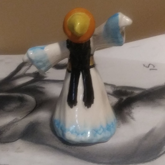 Russian Women Figurines - Picture 5 of 5